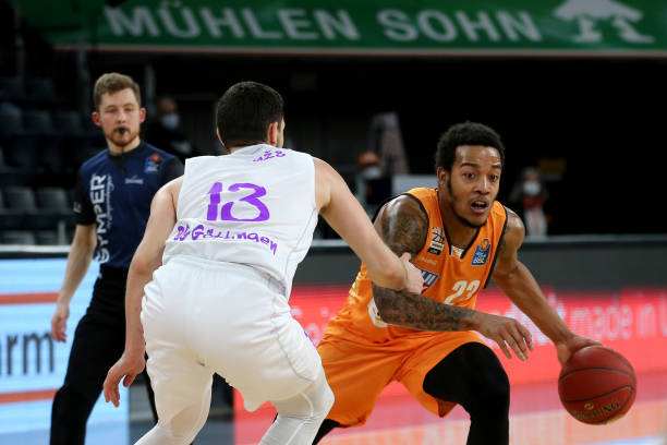 分享了他们 分享了他们