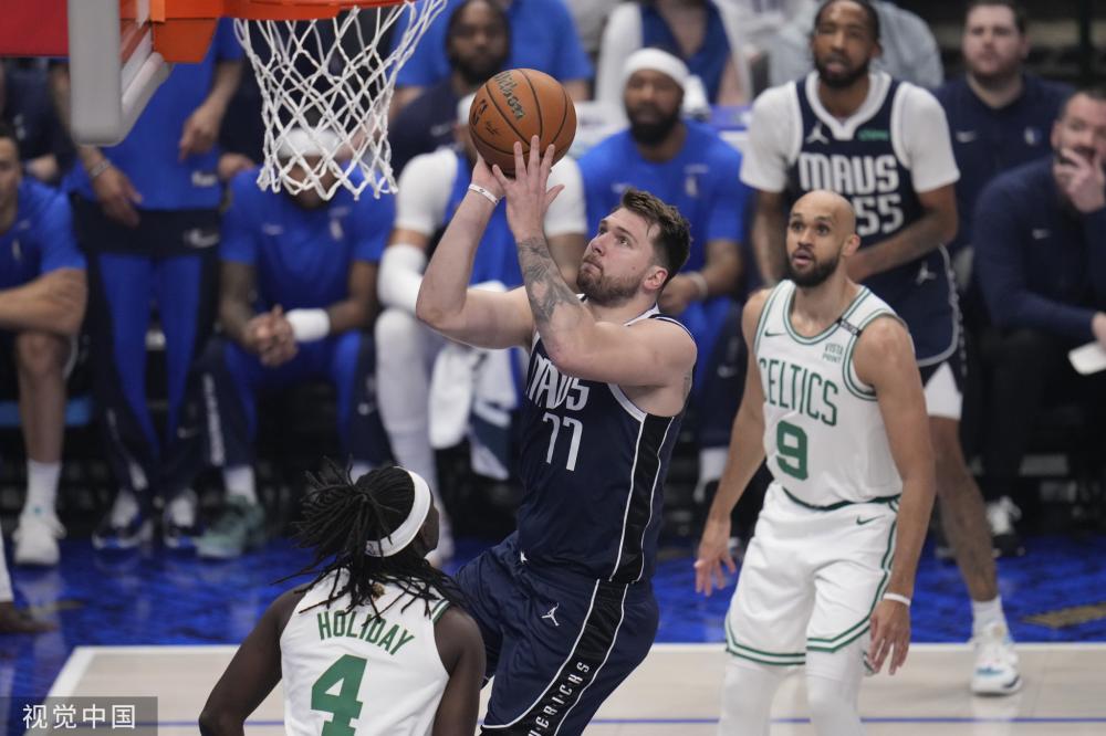 露了替补深 露了替补深